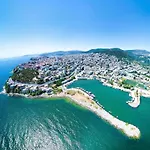 Azure Cove Apartment Kavala